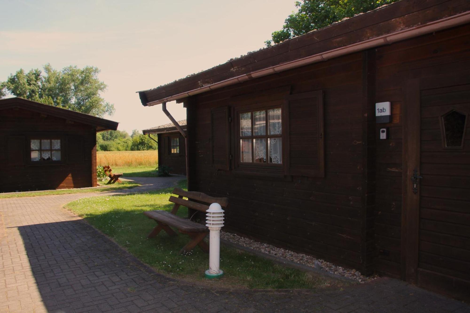 Abb Sportcenter Gaensefurth, Doppelzimmer Ohne Kueche, Standard Doppelzimmer Mit Kueche Hecklingen  Екстериор снимка